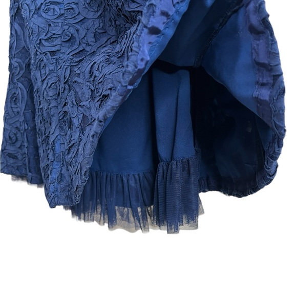 BCBG Max Azria Navy Blue Rosetta Halter Cocktail Dress Sz 2 - Picture 9 of 12